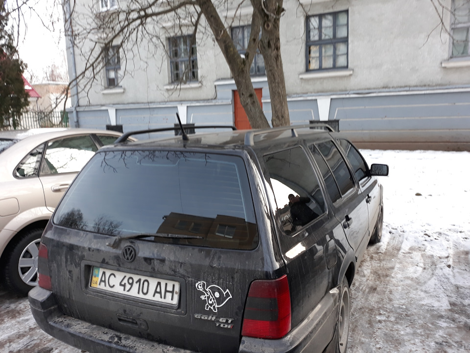 Тонування автоскла VW Golf III 4
