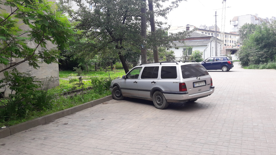 Зустрів через 1 рік 2 місяці 1