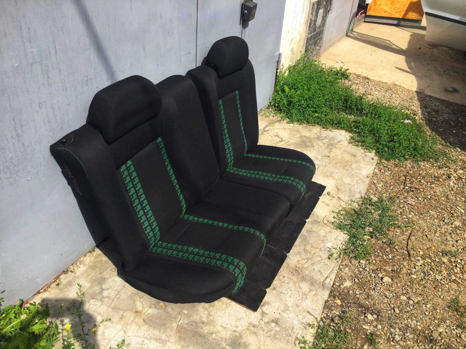 Recaro 3