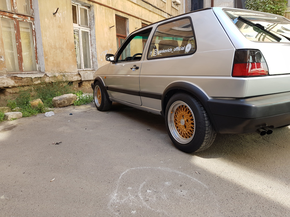 Вже на койлах і одяг накладки. 4