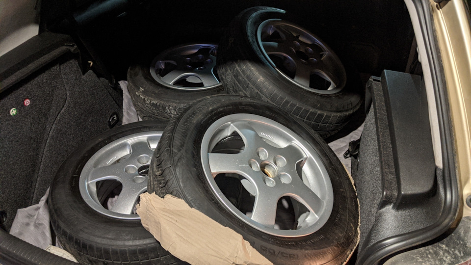Диски Borbet CB 65535. R15/6,5J/ET35/5x100/Golf 4 4