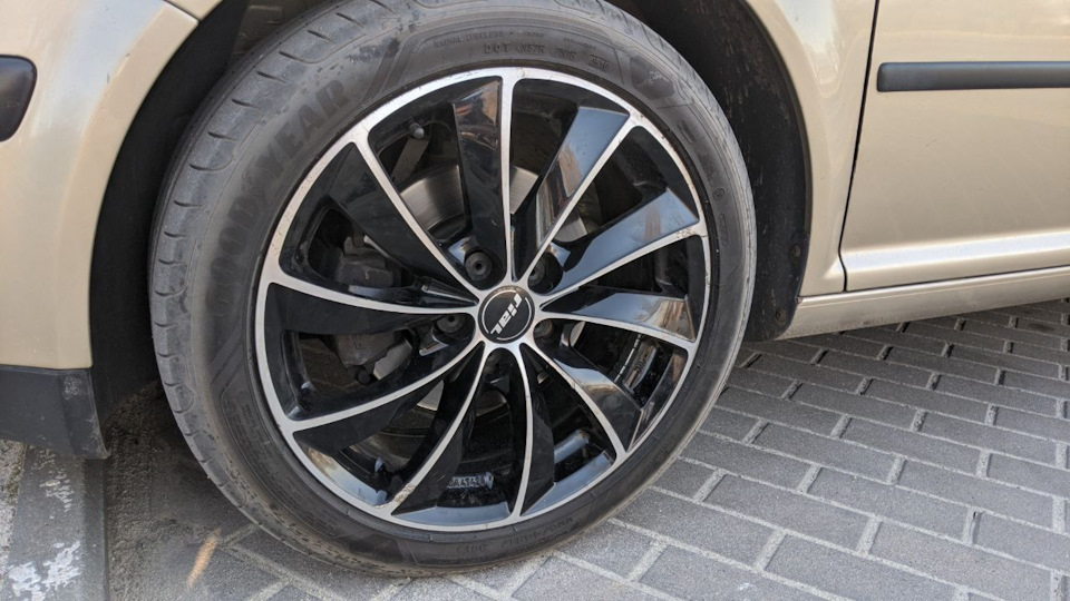 Діски RIAL LUGANO Diamond Black Front Polished R17 J7,5 PCD5x100 ET36 + потрібна допомога вібрація на кермі при розгоні 4