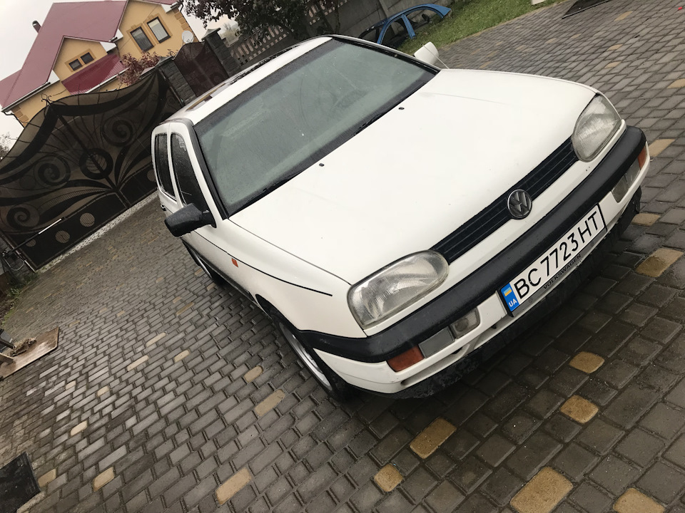 Продав гольф 5