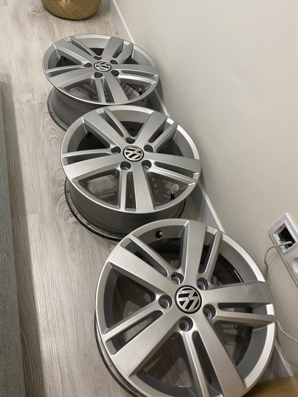 Диски на зиму r16 vw STRATFORD 1