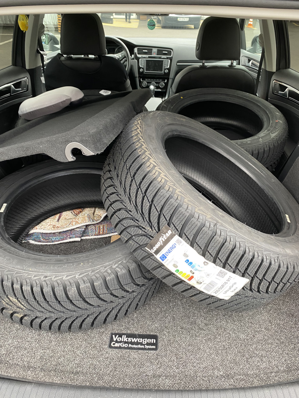 Зимові тапки Goodyear та послуга зберігання гуми 2