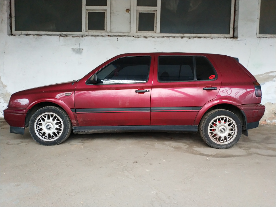 Занизився. 2