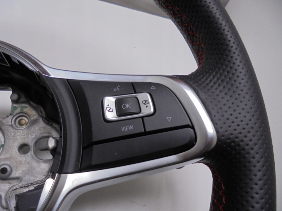 Руль GTi mk7(або як я кинувся з кнопками). 4