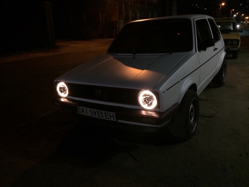 Куплю замок багажника 1