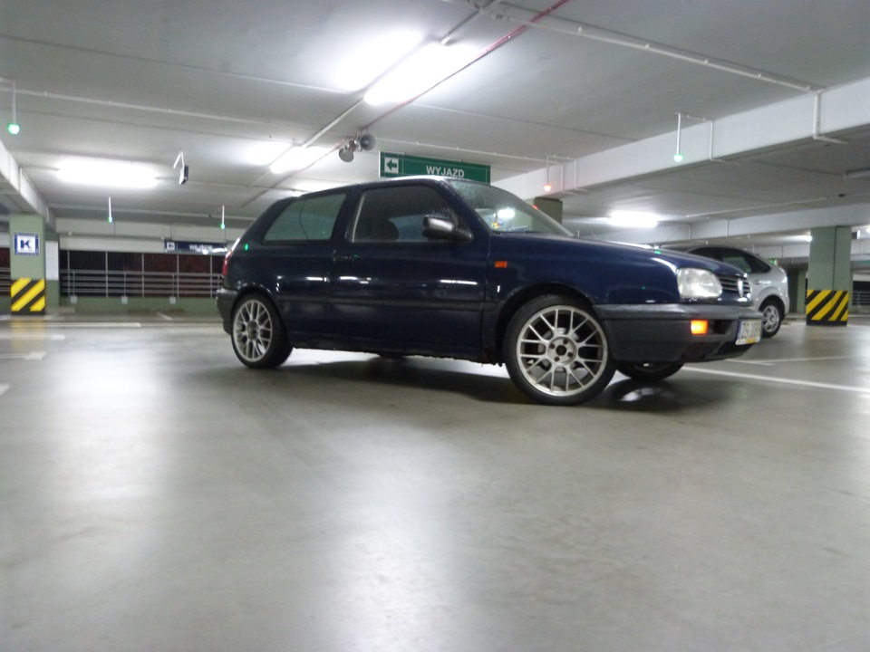 Диски диски) Типу BBS 4*100 ET-35 спереду, ЕТ-42 ззаду, 215-40-R17. Дивляться чи ні? Цікавить ваша думка) 2