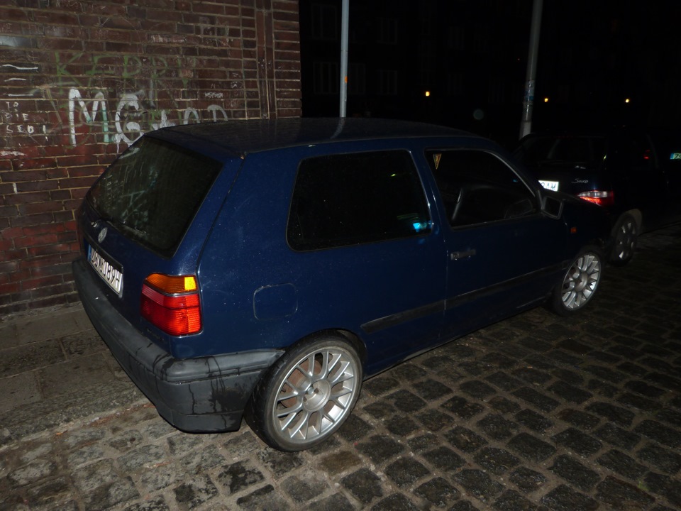 Диски диски) Типу BBS 4*100 ET-35 спереду, ЕТ-42 ззаду, 215-40-R17. Дивляться чи ні? Цікавить ваша думка) 1