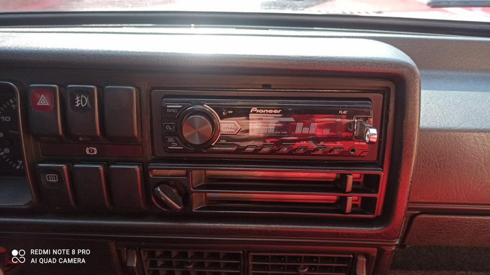 Магнітол Pioneer MVH-09UBG 5