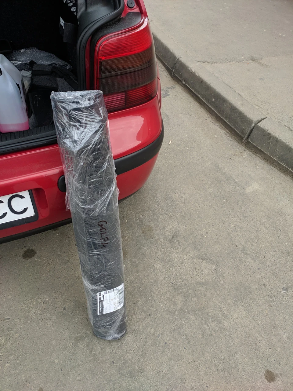 Коврик у багажник (Volkswagen Golf 4)