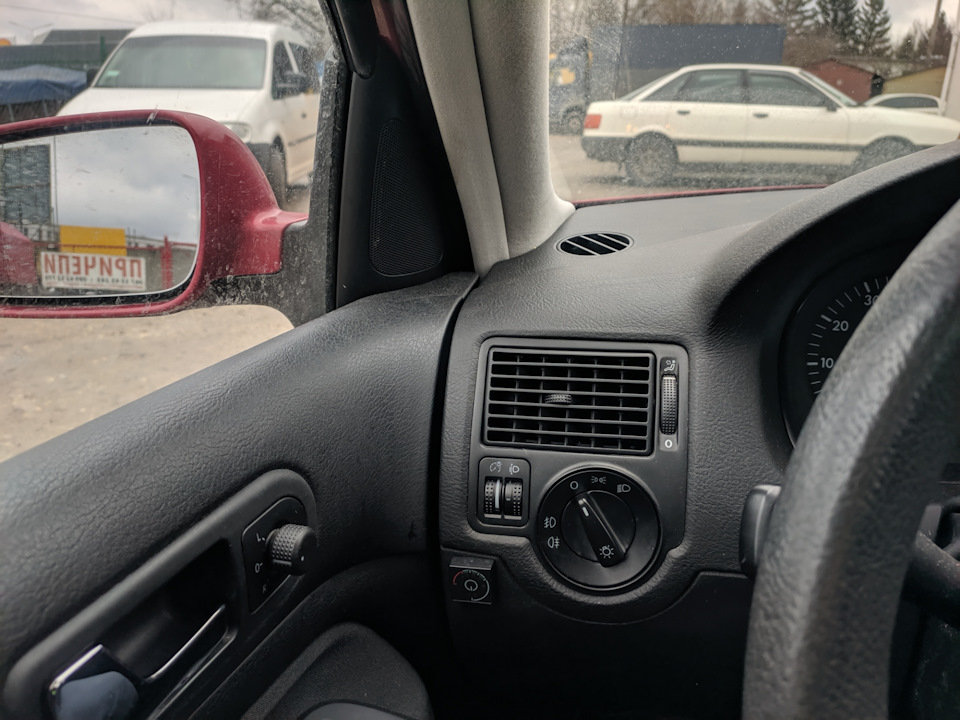 Хімчистка салону (Volkswagen Golf 4) 3