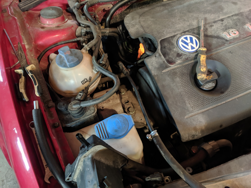 Заміна мастила ГУР (ДПК) (Volkswagen Golf 4) 4