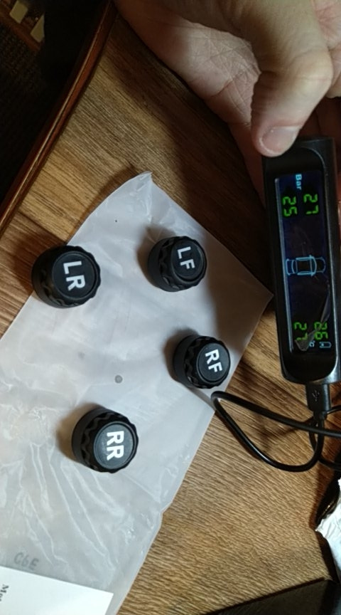 TPMS або датчик тиску в шинах 3