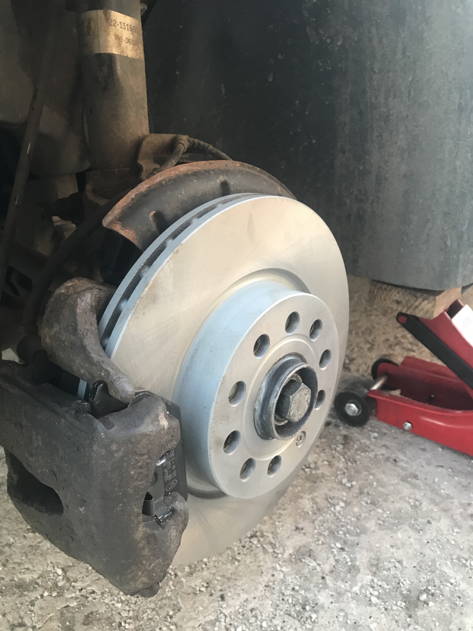 *** Заміна передніх гальмівних дисків+колодки*** RH 8633.05 3
