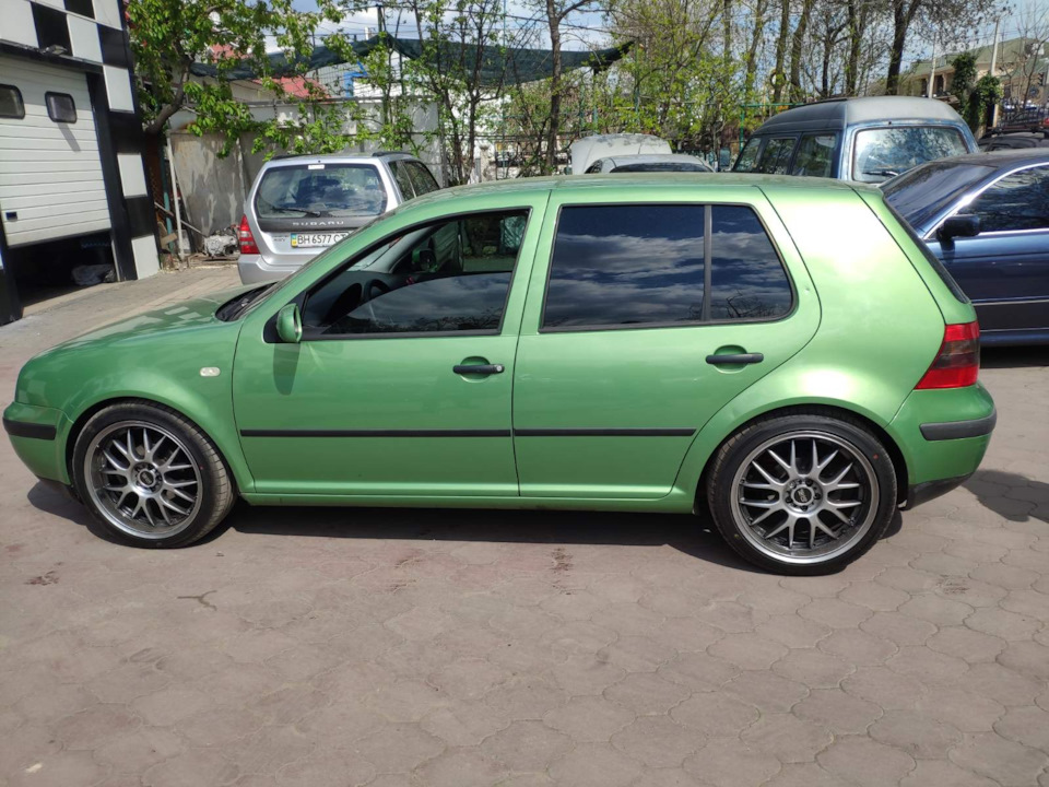 Пружини H&R 3