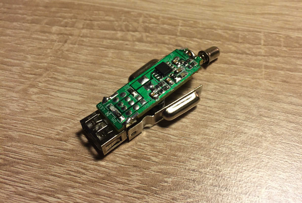 Очумілі ручки (вбудована USB зарядка) 4