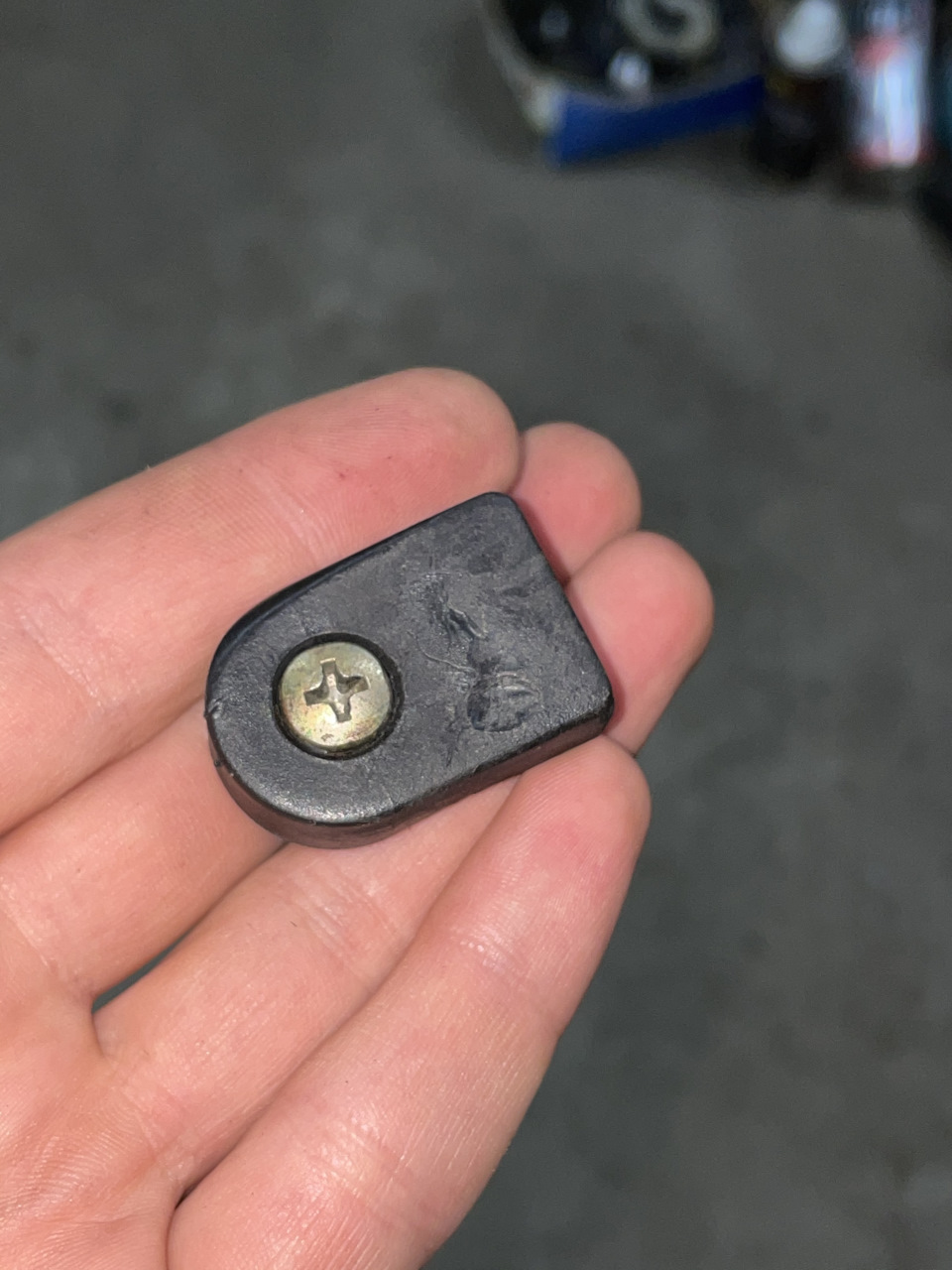 Нехай буде світло. Встановлення заводського підсвічування багажника. 5