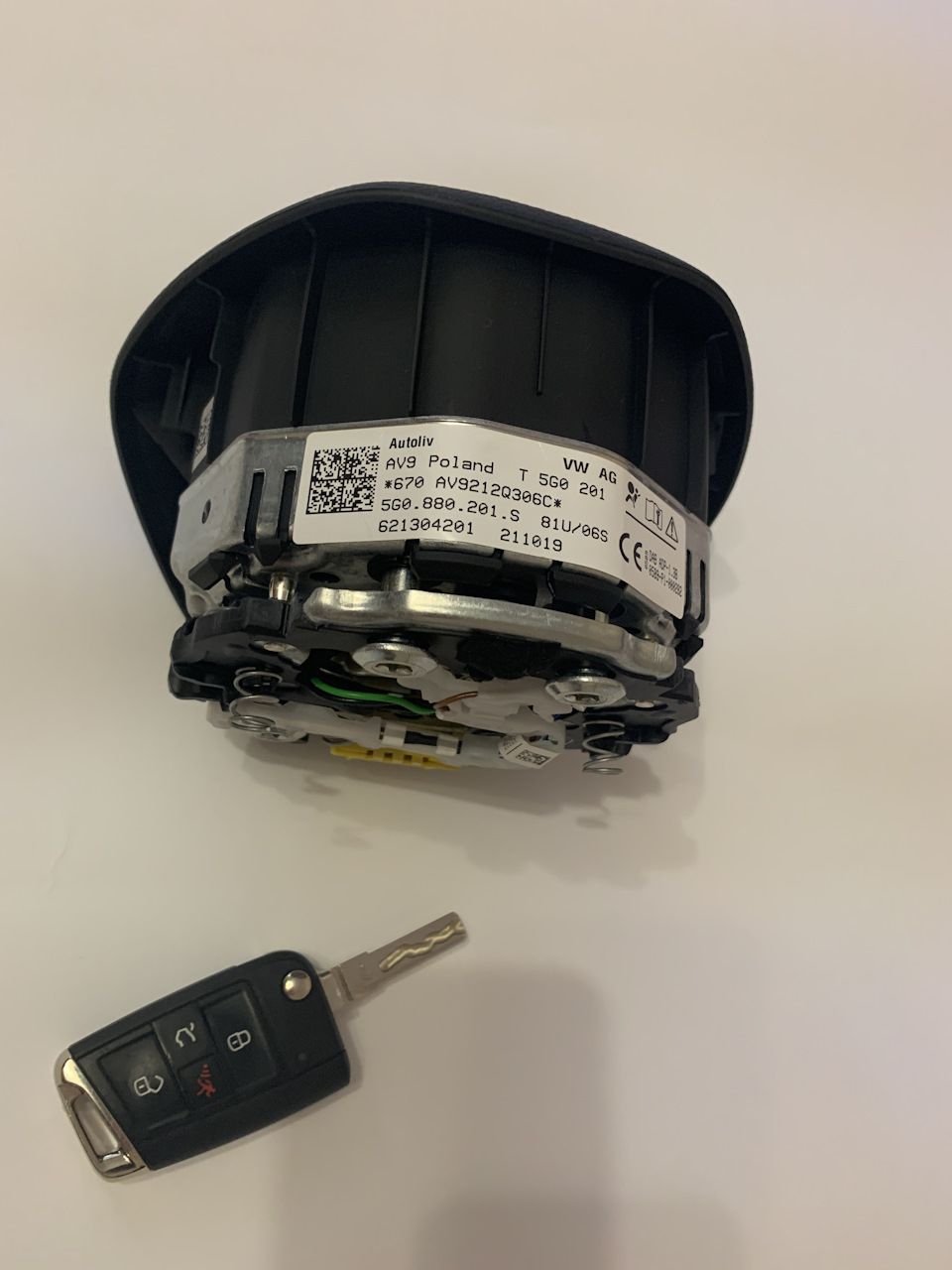 AIRBAG та другий ключ для авто зі США 3