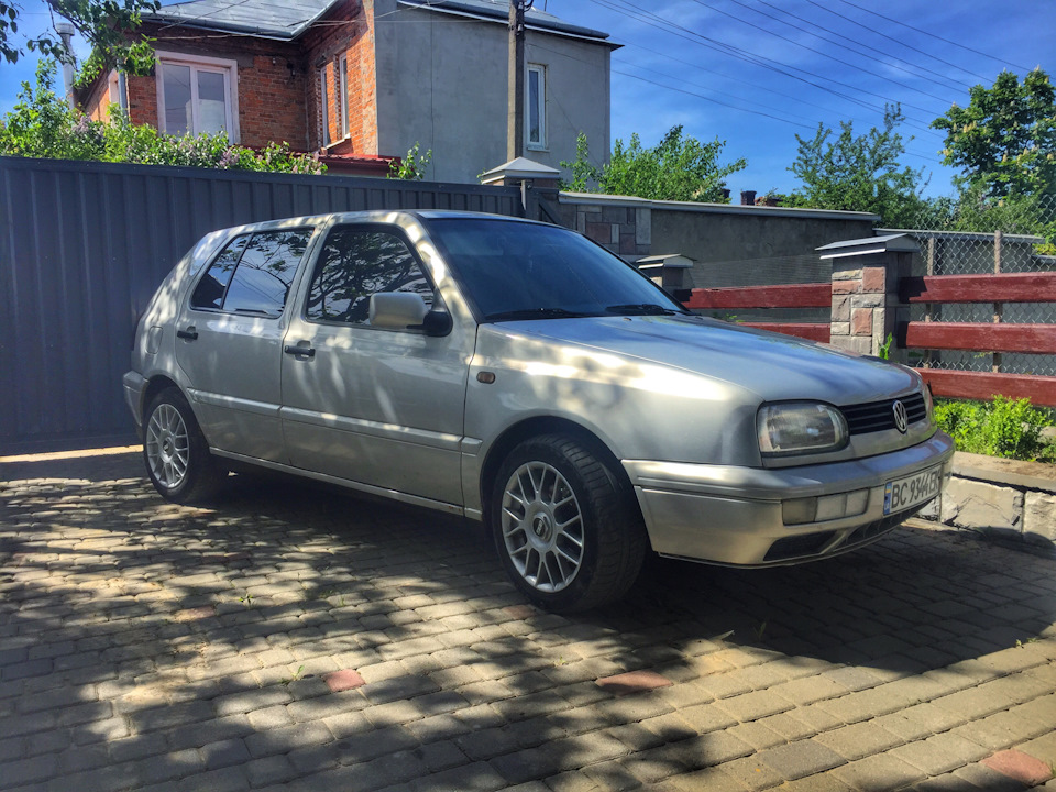 Продам Golf mk3 1