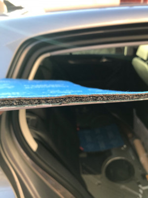 Шумоізоляція під заднім диваном, новий компрессор VW, чорна рамка коробки від R20 3