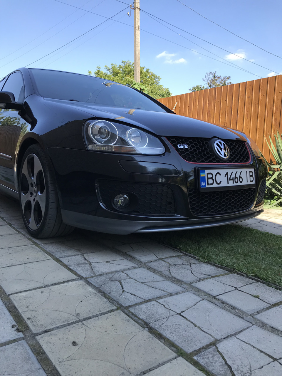 Губа edition 30 gti 1