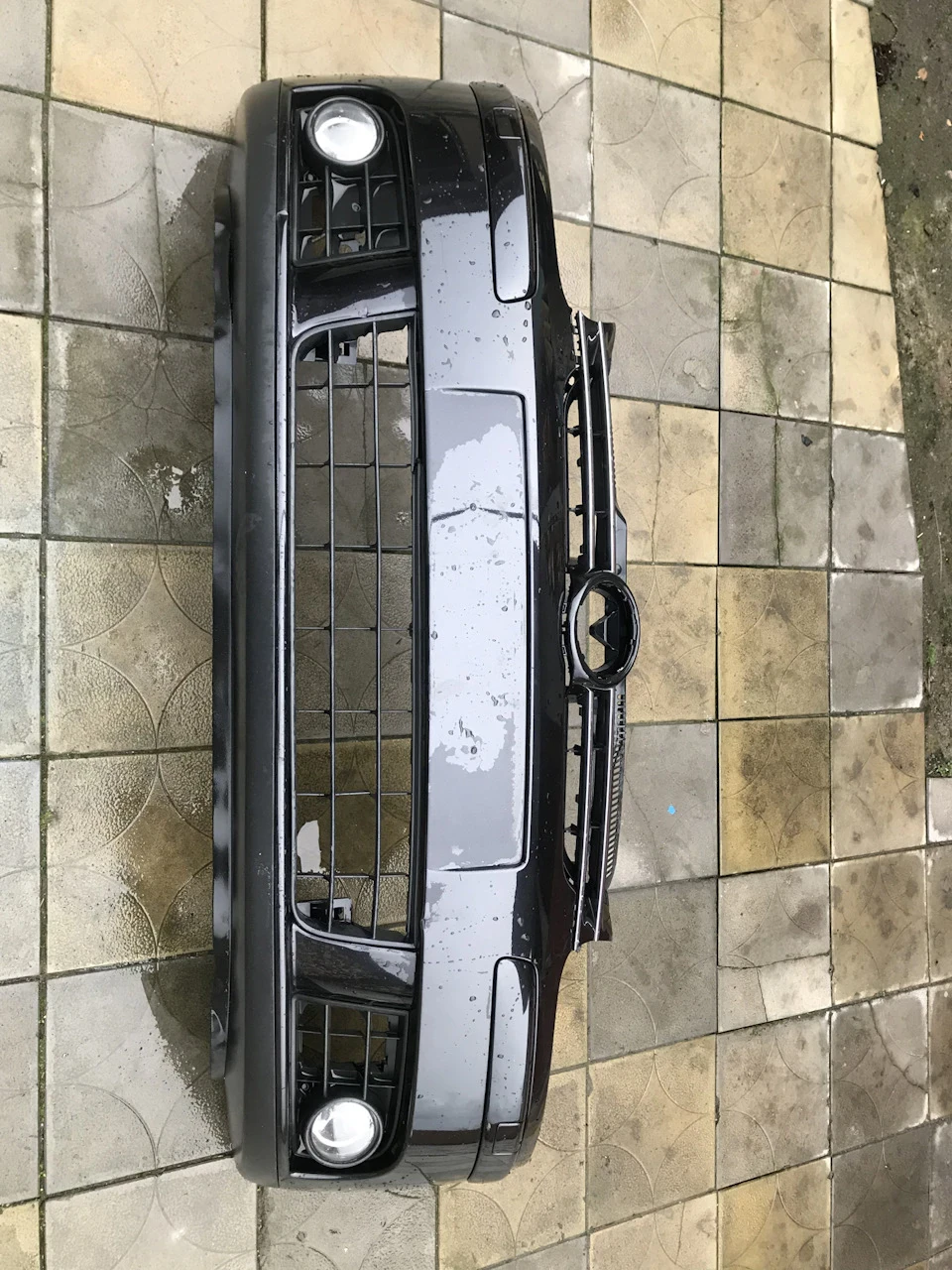 Продам передній бампер golf 5