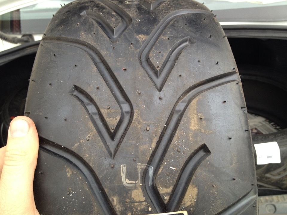 Yokohama Advan A048 215/45 R17 3