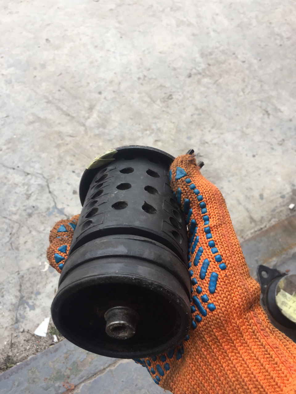 Подушка двигуна vr6 5