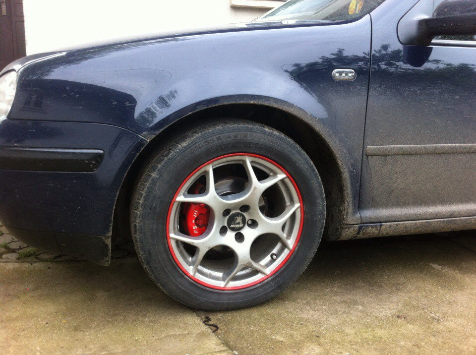 Red line) 3