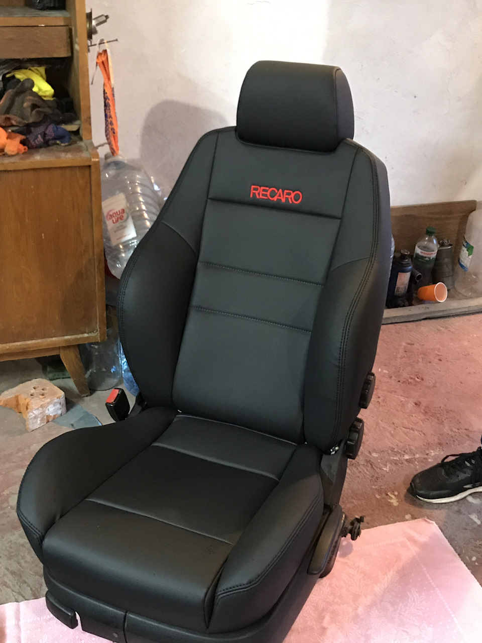 салон RECARO 4