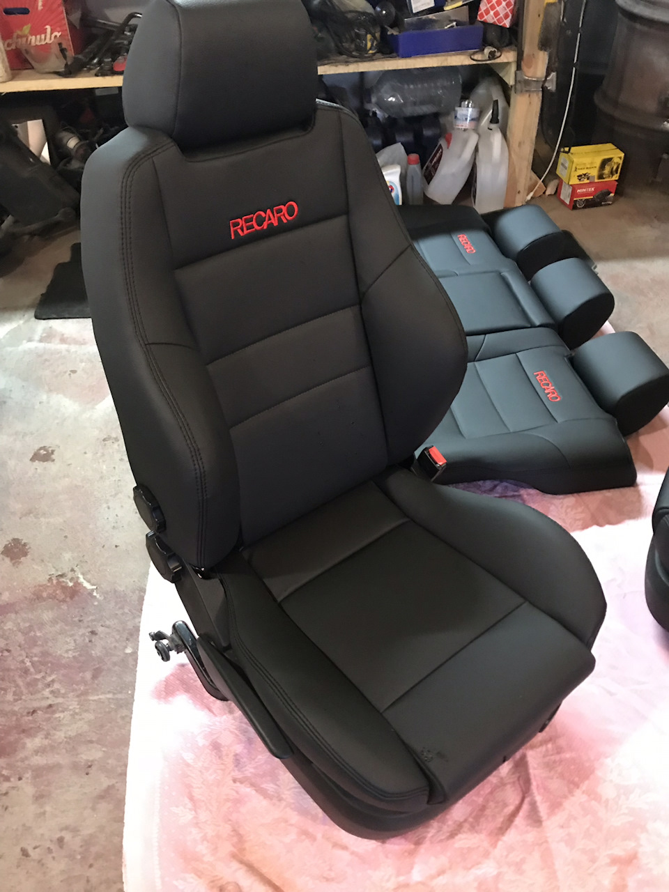 салон RECARO 3