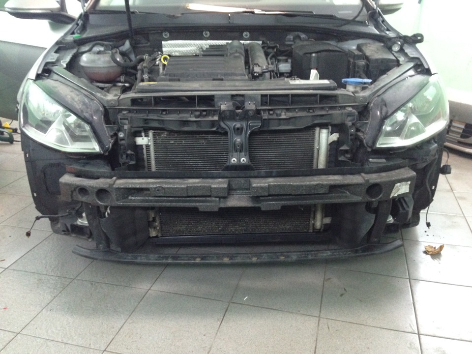 Поставив бампер GTI 3