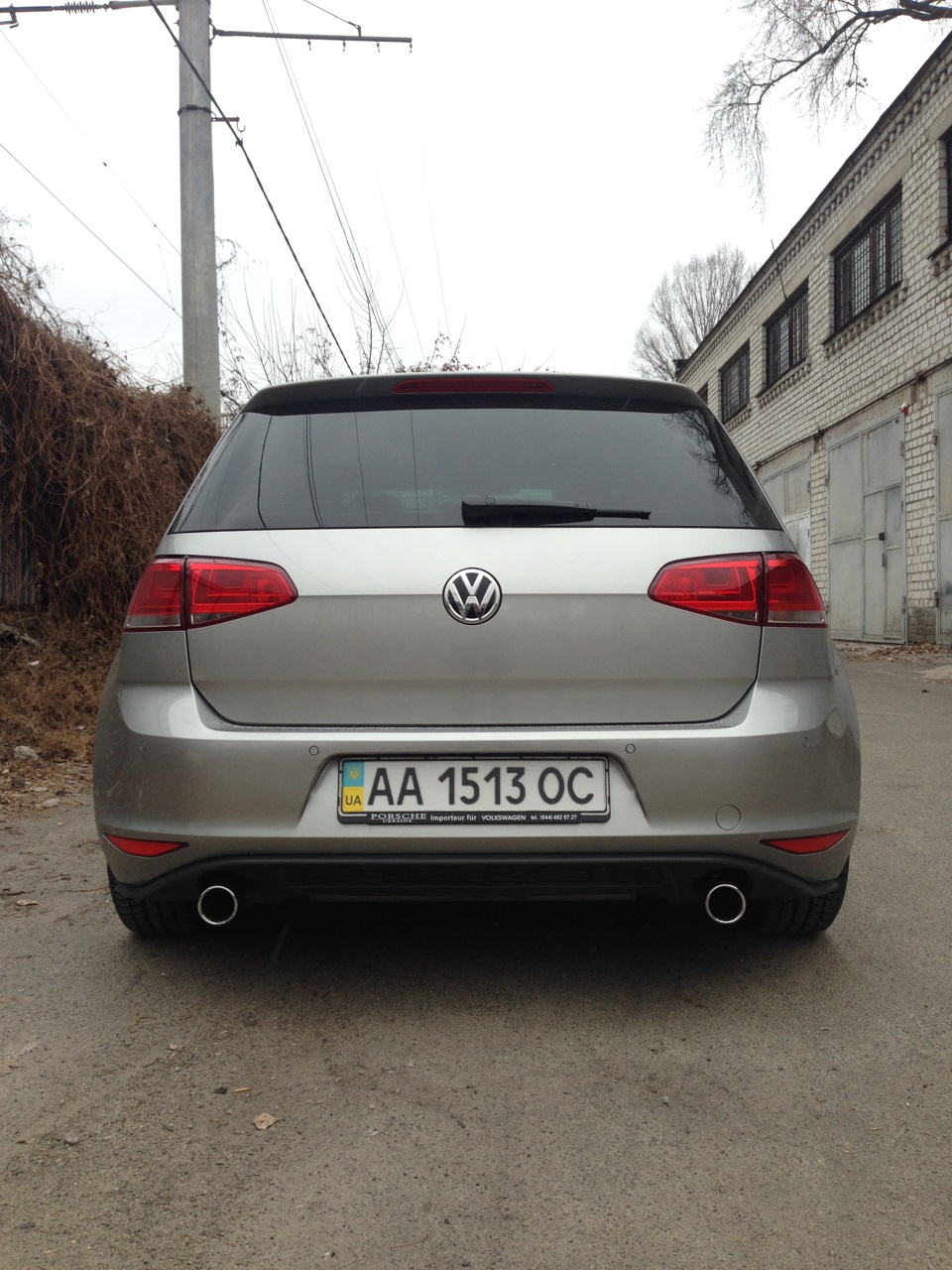 Встановлено вихлоп GTI 3