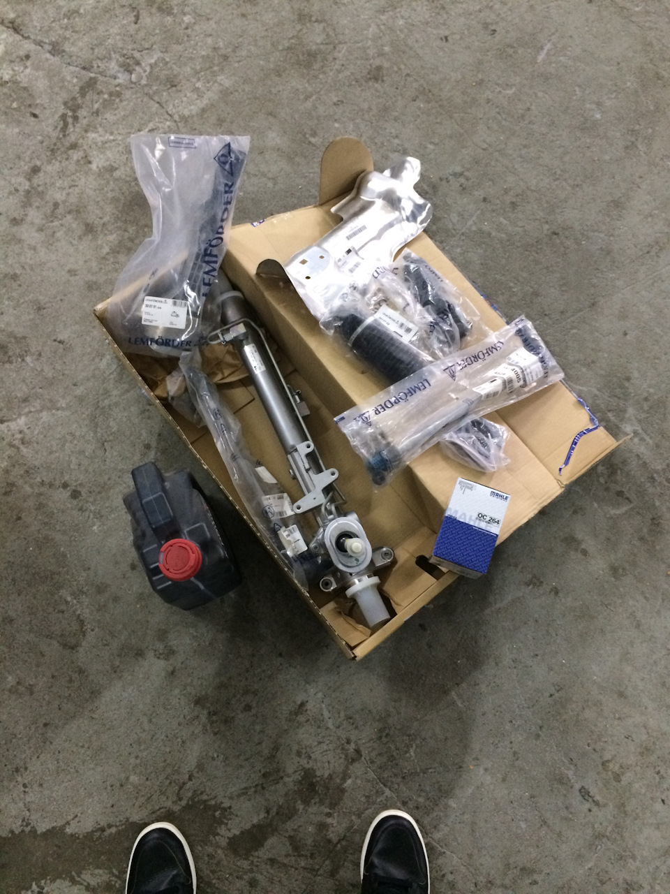 1J1422063J - Рейка від Р32 / Steering rack R32 + 2000 передплатників 4