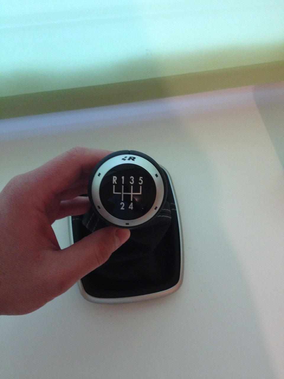 5-gear shift knob R-line 3