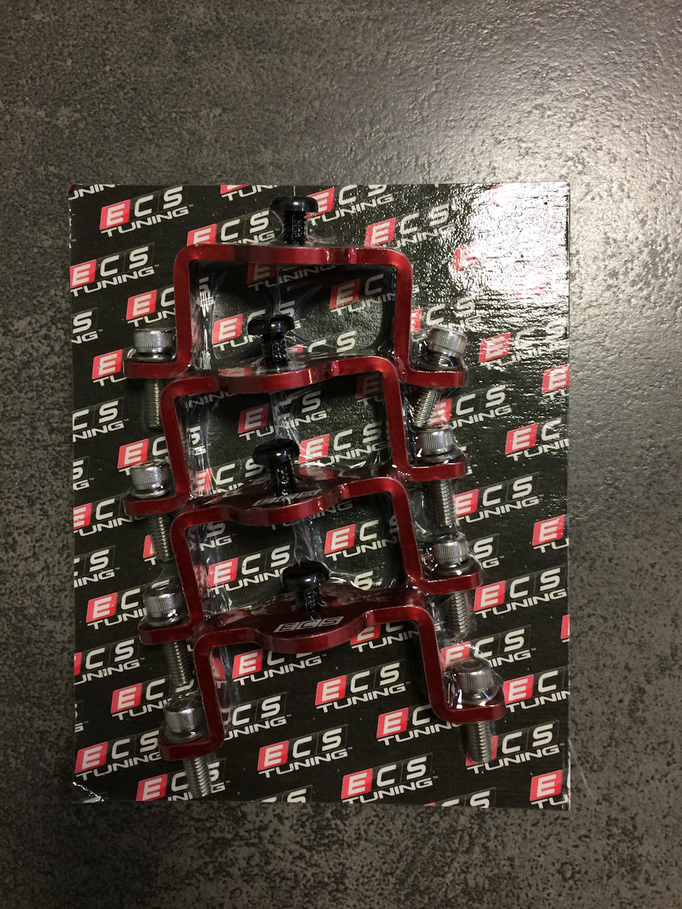 ECS Coil pack Hold Down Kit + полиця багажника 3