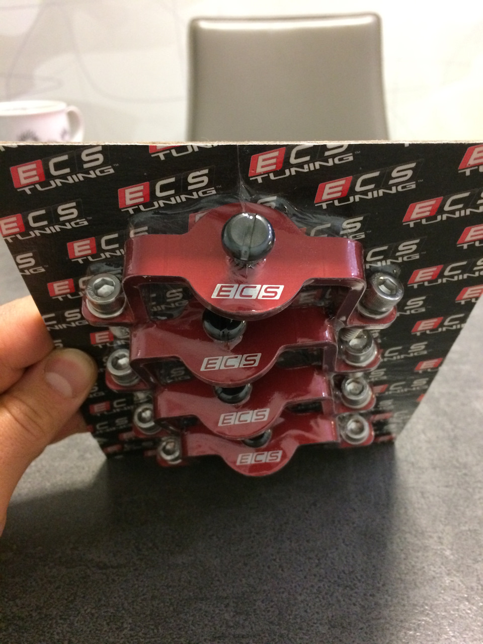 ECS Coil pack Hold Down Kit + полиця багажника 4