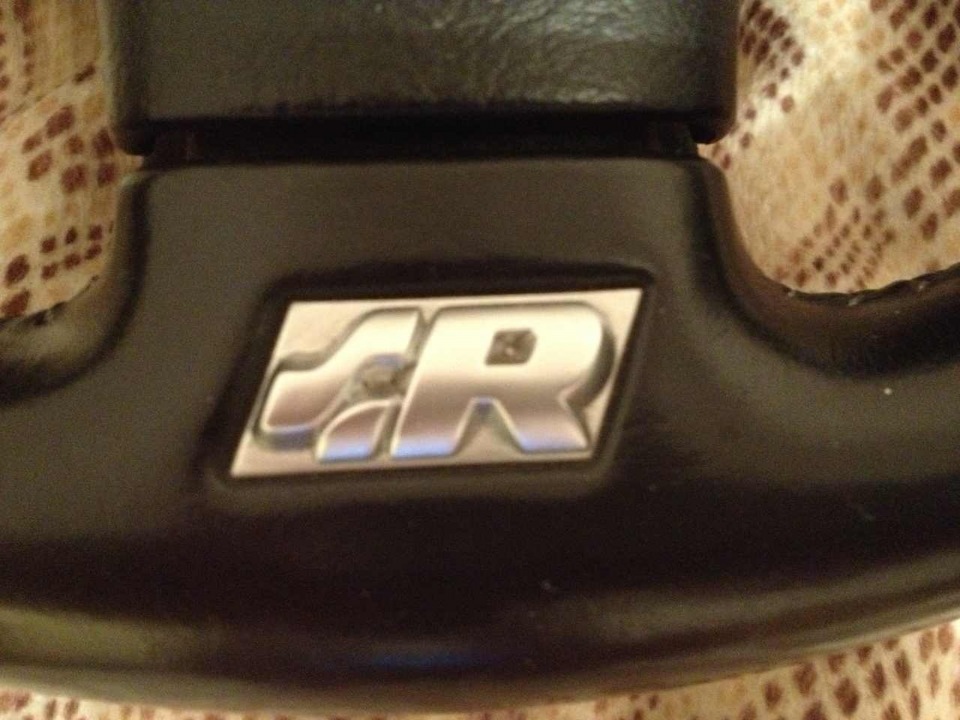 Руль R32 … ! 1