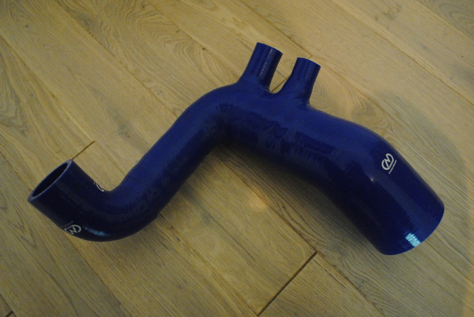 Silicone Intake K03s + 3 MAF housing 1