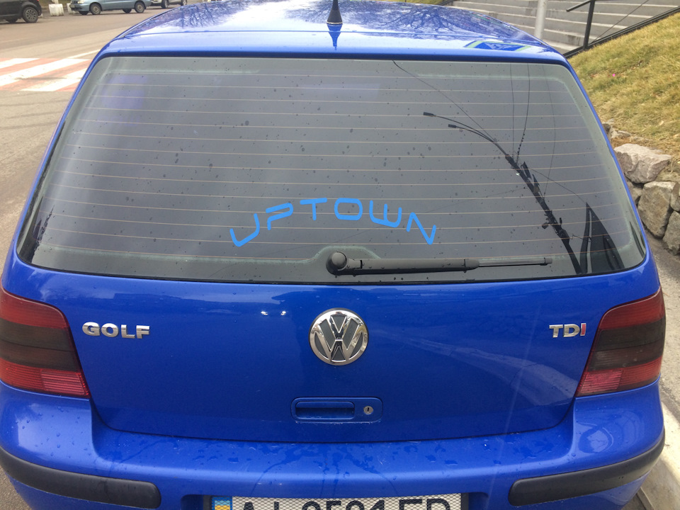 Задній двірник від Golf V 3