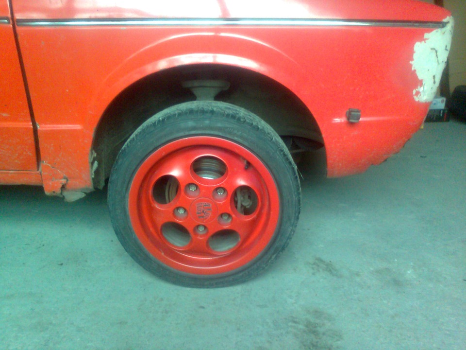 продам телециферблати Porsche r15 і 52.3 7j 6j 2