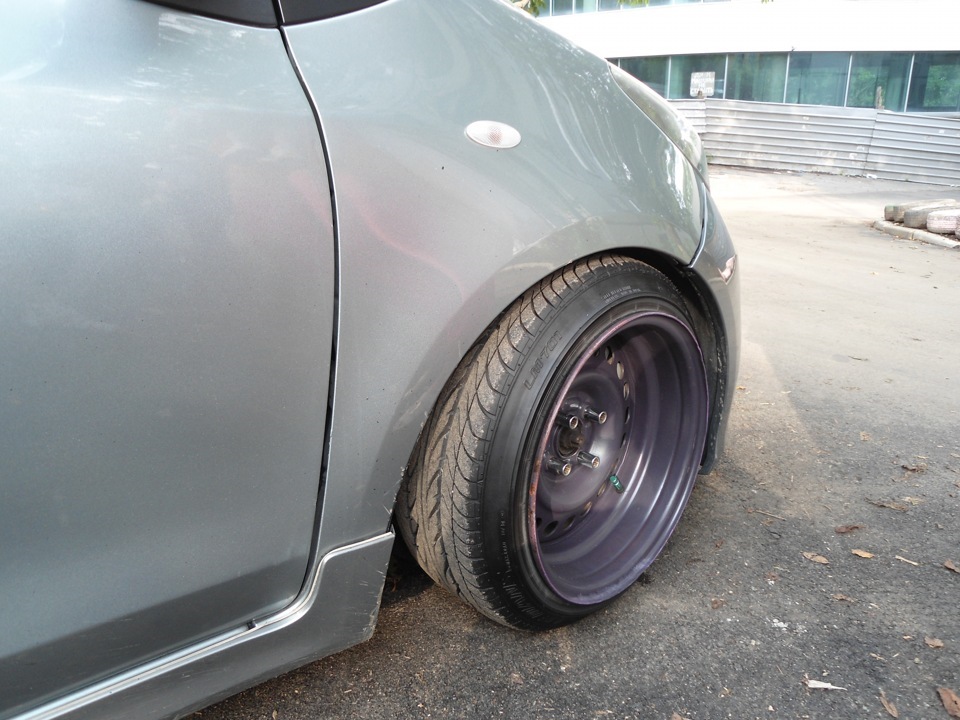 175/50 R15 Kumho 4