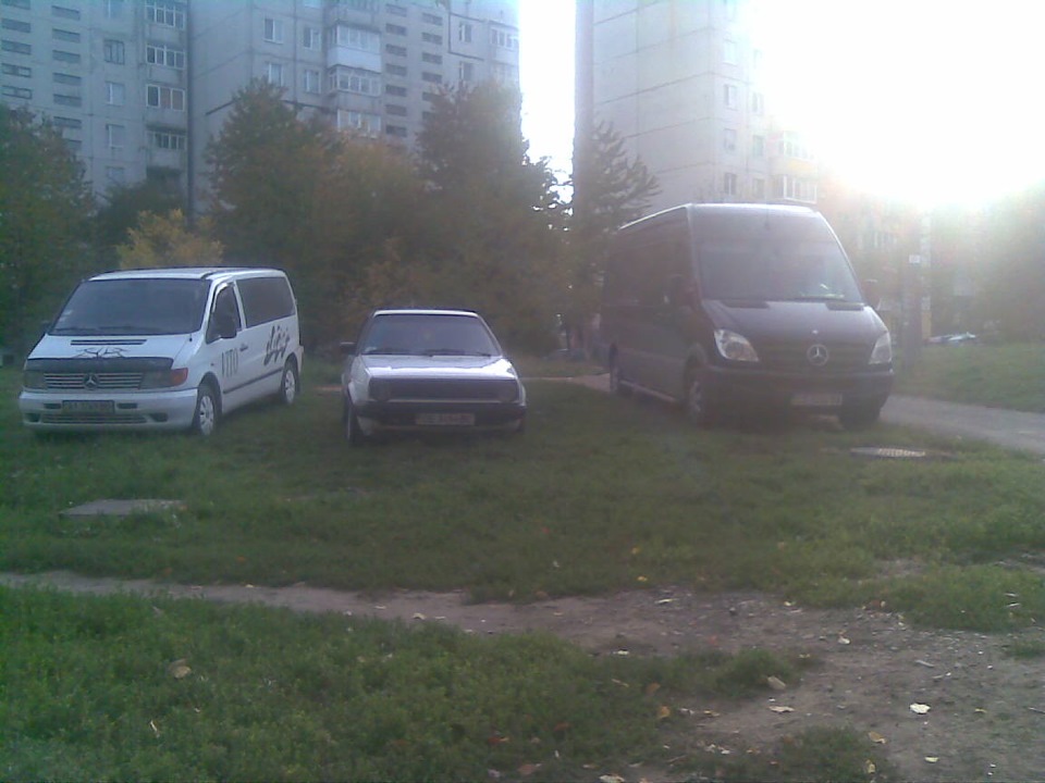Поламав дзеркало…, найняв охорону))))) 2
