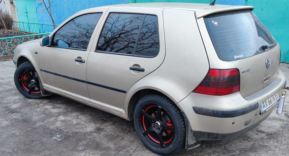 До зими готовий-перевзувся. (Hankook Winter I*Cept iZ2 W616 205/55 R16 94T XL) 3