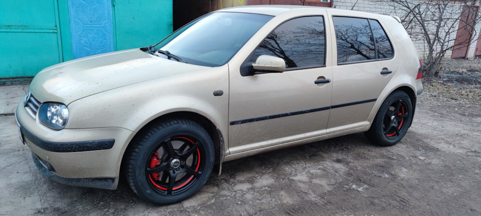До зими готовий-перевзувся. (Hankook Winter I*Cept iZ2 W616 205/55 R16 94T XL) 2