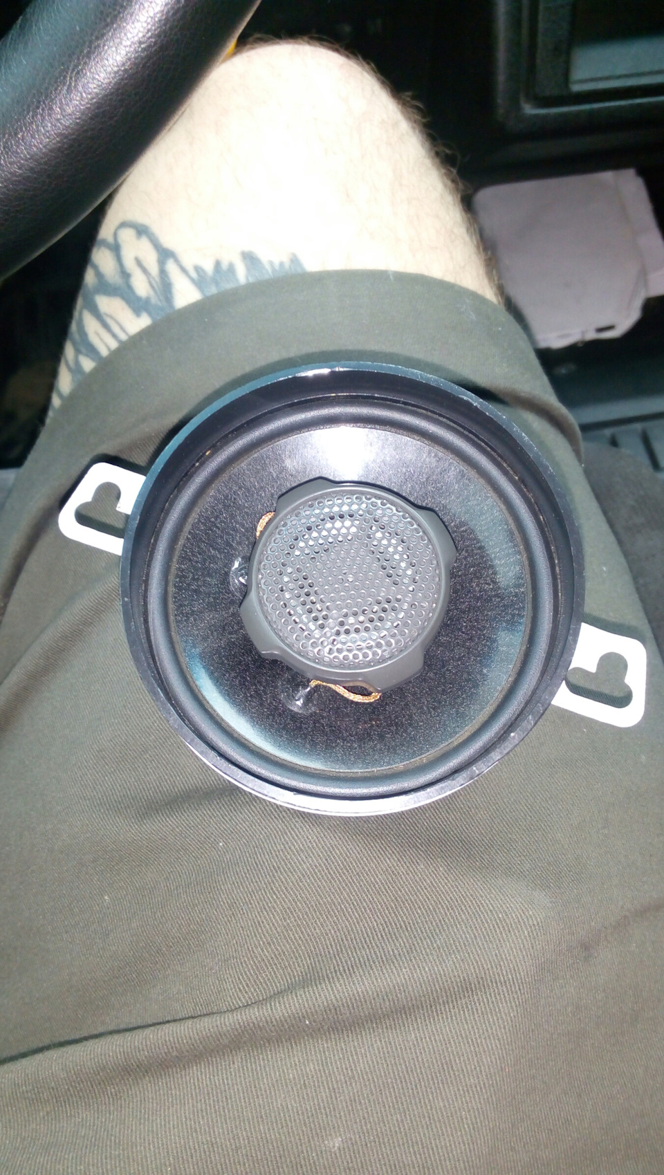 Музика JBL по колу та фокус для гольфоводів. 4