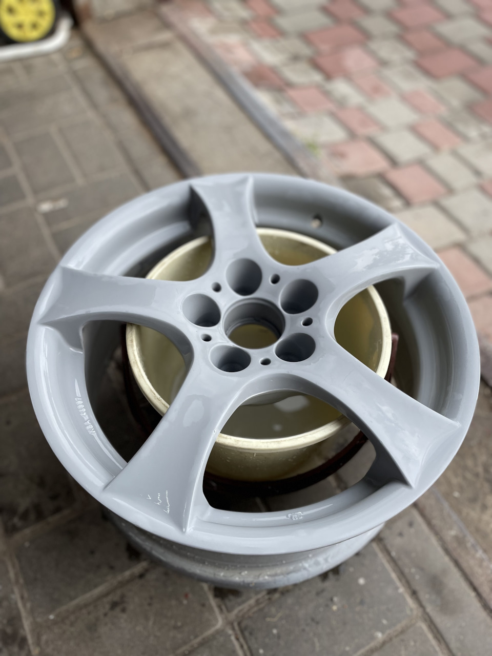 Диски r16 5