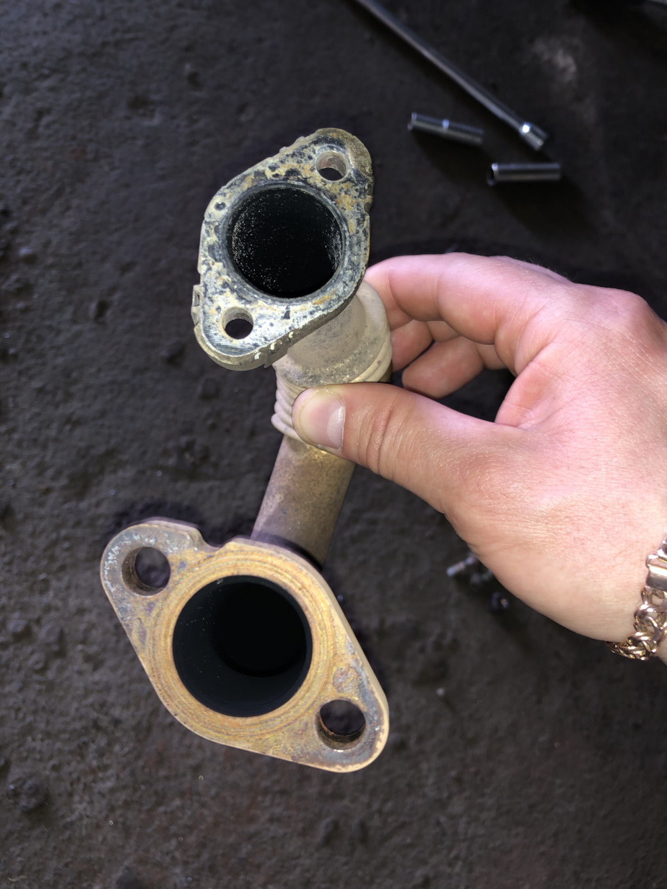 DOWN PIPE 4